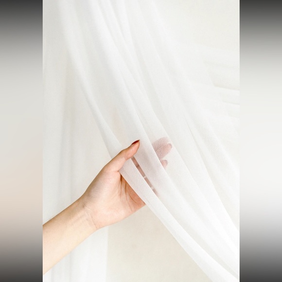 Ling’s Moment Panels Sheer Wedding Arch Draping - Picture 4 of 5